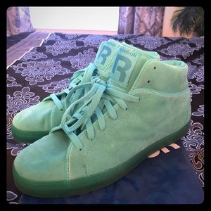 Reebok T-Raww size 13